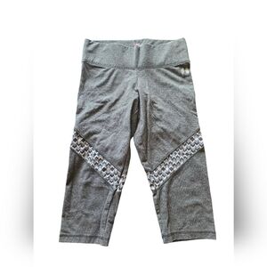 Gray Victoria's Secret shin length leggings